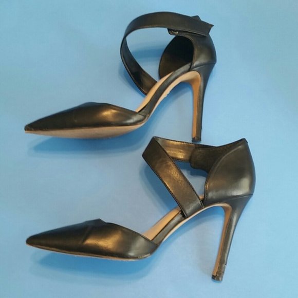 Vince Camuto Carlotte Asymmetrical Stiletto Heels EUC sz 7 - Picture 5 of 12
